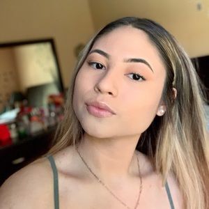 Meet your Posher, Sarahi